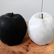 Zahradní dekorace Jablko 9 cm (SET 2 ks) - 1