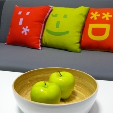 Dekorativní svíčka ve tvaru jablka 8 cm (SET 2 ks)  - 6