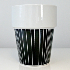 Hrnček porcelánový stohovateľný, čierna - 4