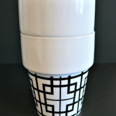 Hrnček porcelánový stohovateľný, štvorce - 4