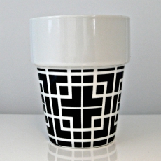 Hrnček porcelánový stohovateľný, štvorce - 8
