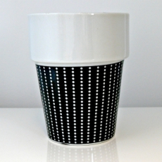 Hrnek porcelánový stohovatelný, černá - 2
