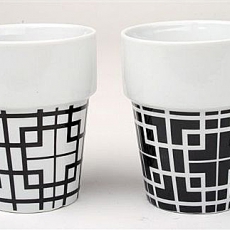 Hrnek porcelánový stohovatelný, čtverce - 2