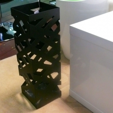 Stojan na deštníky Mikado, 48 cm černá - 3