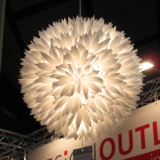 Závesný luster z bielych kvetov Lily - 2