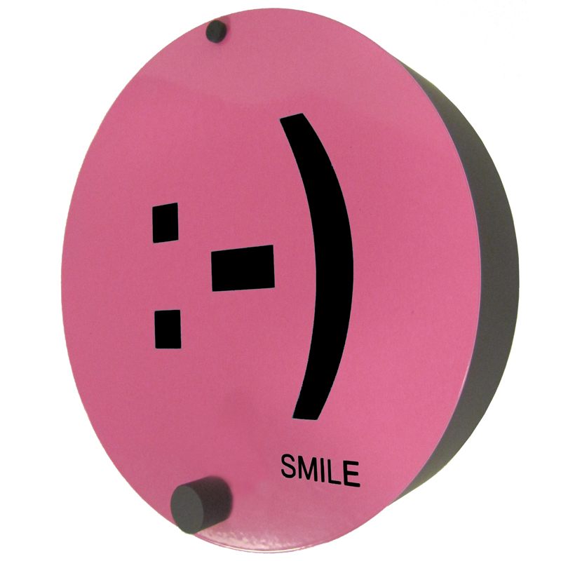 Nástěnná skříňka na klíče Smajlík, 24 cm
